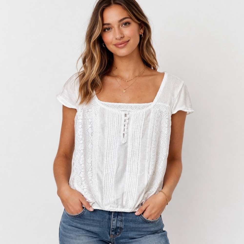 SO White Lace Cotton Blouse Size S Peasant Boho Elastic Hem Short Sleeve